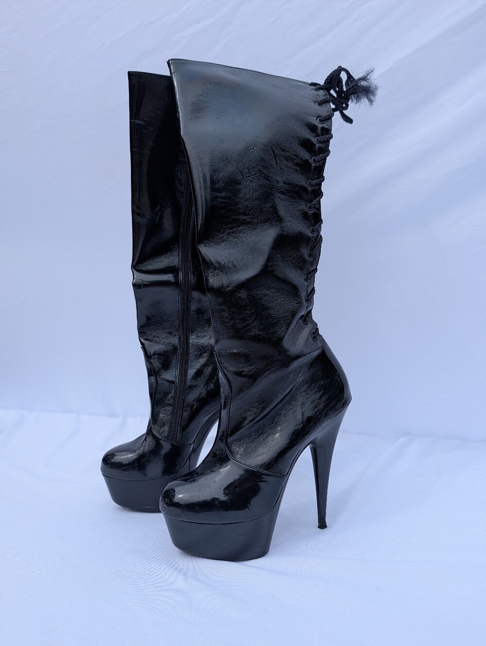 Kenneth Cole Reaction Platform Black Leather Lace Up Heels